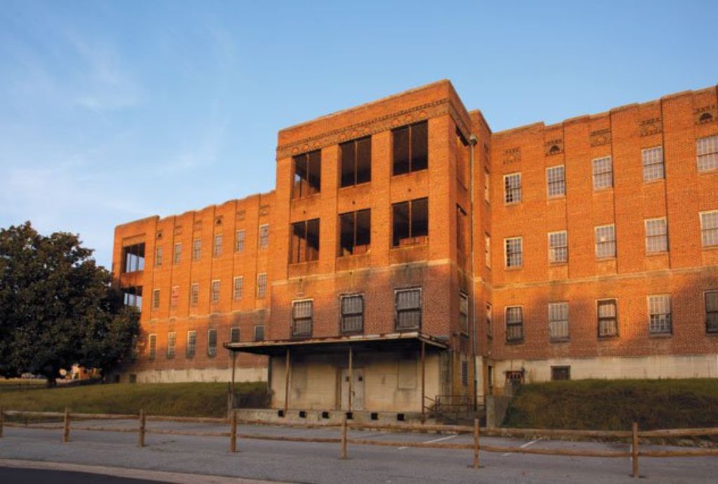 This Virginia Hospital is One of the Creepiest Places in the State